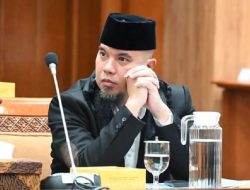 Ahmad Dhani: Mengapa Dia Tak Pernah Marah pada Anaknya soal Ibadah?