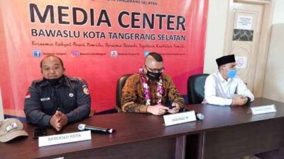 Bawaslu Tangsel Memanggil Kepala Dinas Terkait Penempelan Foto Paslon di Papan Proyek