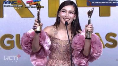 Duet Spektakuler: JKT48 dan Ayu Ting Ting Sabet Penghargaan Kolaborasi Dangdut Terbaik