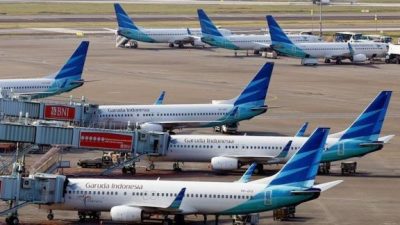 Harga Tiket Pesawat Turun 10%, Garuda Optimis Penumpang akan Memadati Pesawat