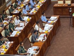 “Panglima TNI Mobilisasi 169.369 Prajurit dan Alutsista untuk Menjaga Keamanan Pilkada 2024”