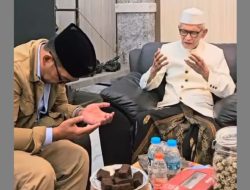 Ridwan Kamil Bertemu Rais Aam PBNU Sebelum Pencoblosan Pilkada di Surabaya