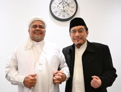 Bertemu Habib Rizieq Shihab di Makkah: Mardani Ali Sera Bersyukur