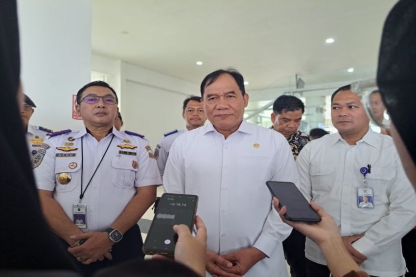 Anggota DPR Bambang Haryo Tinjau Kesiapan Pelabuhan Semayang Menyambut Libur Natal dan Tahun Baru