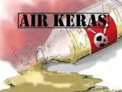 Bhabinkamtibmas Cilincing Disiram Air Keras saat Membubarkan ABG Nongkrong