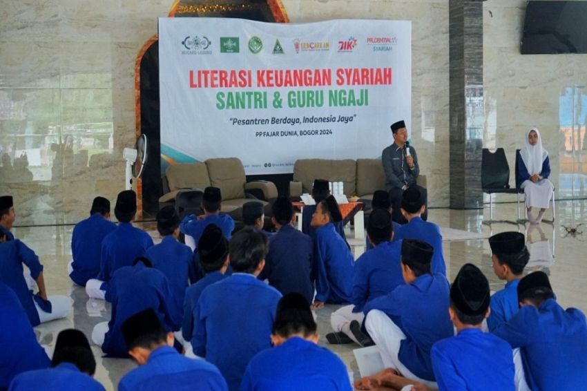 Pelatihan Keuangan Syariah dan Wirausaha bagi 500 Santri Bogor-Bekasi oleh Lazisnu