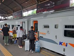 KAI Mengoperasikan Ribuan Perjalanan Kereta Api Setiap Hari Selama Libur Natal