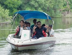 Menhut Raja Cek Kesiapan Libur Nataru di Taman Wisata Alam Angke Kapuk