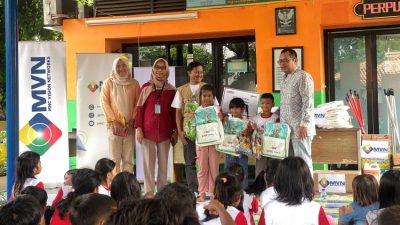 MVN dan MNC Peduli: Membantu Anak Duafa di Jati Padang