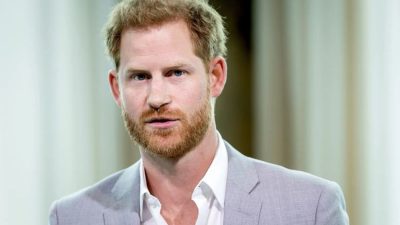 Pangeran Harry Menerima Hadiah Natal Berdarah Dingin dari Kerajaan