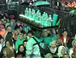 Penjual Es yang Dihina Gus Miftah Berangkat Umrah