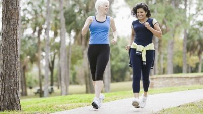 Manfaat Berjalan Cepat untuk Mencegah Risiko Diabetes dan Hipertensi