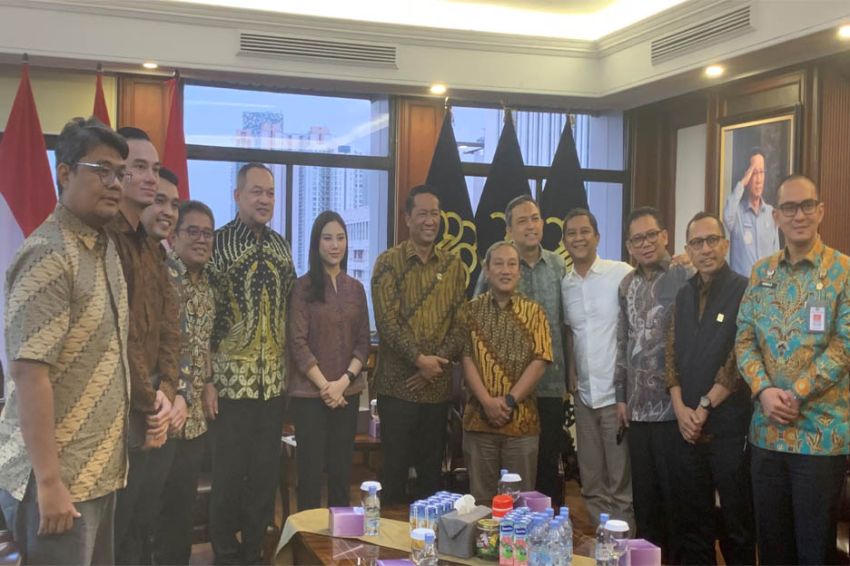 Angela Tanoesoedibjo dan Pemimpin Redaksi iNews Media Group Bertemu dengan Menteri Hukum dalam Audiensi