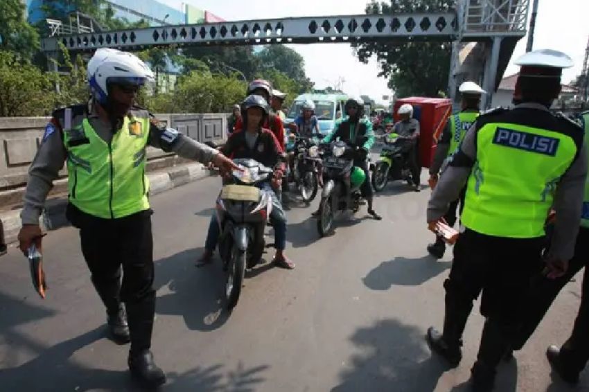 Rahasia Cara Polisi Mencari Tahu Nomor WhatsApp Pelanggar Lalu Lintas