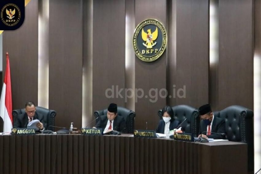 DKPP Rilis Indeks Kepatuhan Etik Penyelenggara Pemilu 2024: KPU-Bawaslu Patuh Namun Tantangan Aman