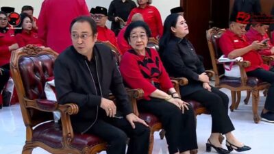 Diapit Megawati, Puan, dan Prananda: Perayaan HUT ke-52 PDIP