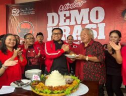 PDIP Tangsel Menggelar Mimbar Demokrasi dan Cap Jempol Darah untuk Megawati Soekarnoputri