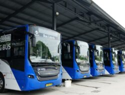 Transjakarta Mulai Mengoperasikan 20 Unit Bus Listrik CKD Pertama dari VTKR