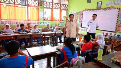 Pemeriksaan Momen Prabowo Terhadap Sekolah dan Program Dapur Makan Gratis di Jakarta Timur