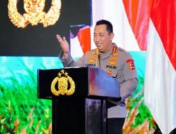 Mutasi Pati Polri, Kapolri Ganti Kakorlantas dan Astamaops menjadi “Perombakan Jabatan Tinggi Polri, Kapolri Mengganti Kepala Korps Lalu Lintas dan Asisten Operasi Khusus”