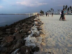 Perdebatan Antara Pagar Laut, Pantai Tropis PSN, dan Pengembangan PIK 2