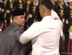 Viral! Larangan Payungi Prabowo oleh Mayor Teddy saat Sambut Erdogan Ditegur Paspampres