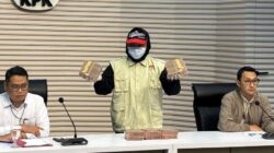 “KPK Amankan Uang Rp500 Juta dalam Operasi Tangkap Tangan Bupati Ponorogo”