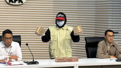 “KPK Amankan Uang Rp500 Juta dalam Operasi Tangkap Tangan Bupati Ponorogo”